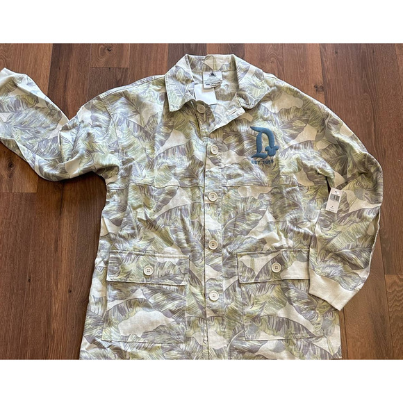 NEW Disneyland Resort Spirit Jersey Tropical Shirt Jacket Sz Med - Picture 2 of 7